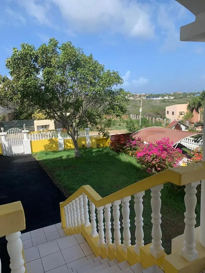 Apartment Hopi Bon Appartementen Verhuur En B&B Willemstad